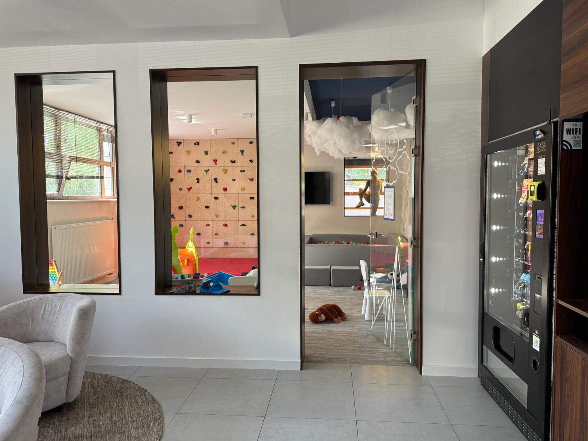 4Summer Kolobrzeg Apartamenty White Blue Sauna & Fitness & Parking 100 Metrow Do Pieknej Szerokiej Piaszczystej Plazy, Wspanialy Widok Z Duzego Tarasu! 100 Meter Zu Einem Schoenen Breiten Sandstrand, Herrliche Aussicht Von Einer Grossen Terrasse! ภายนอก รูปภาพ