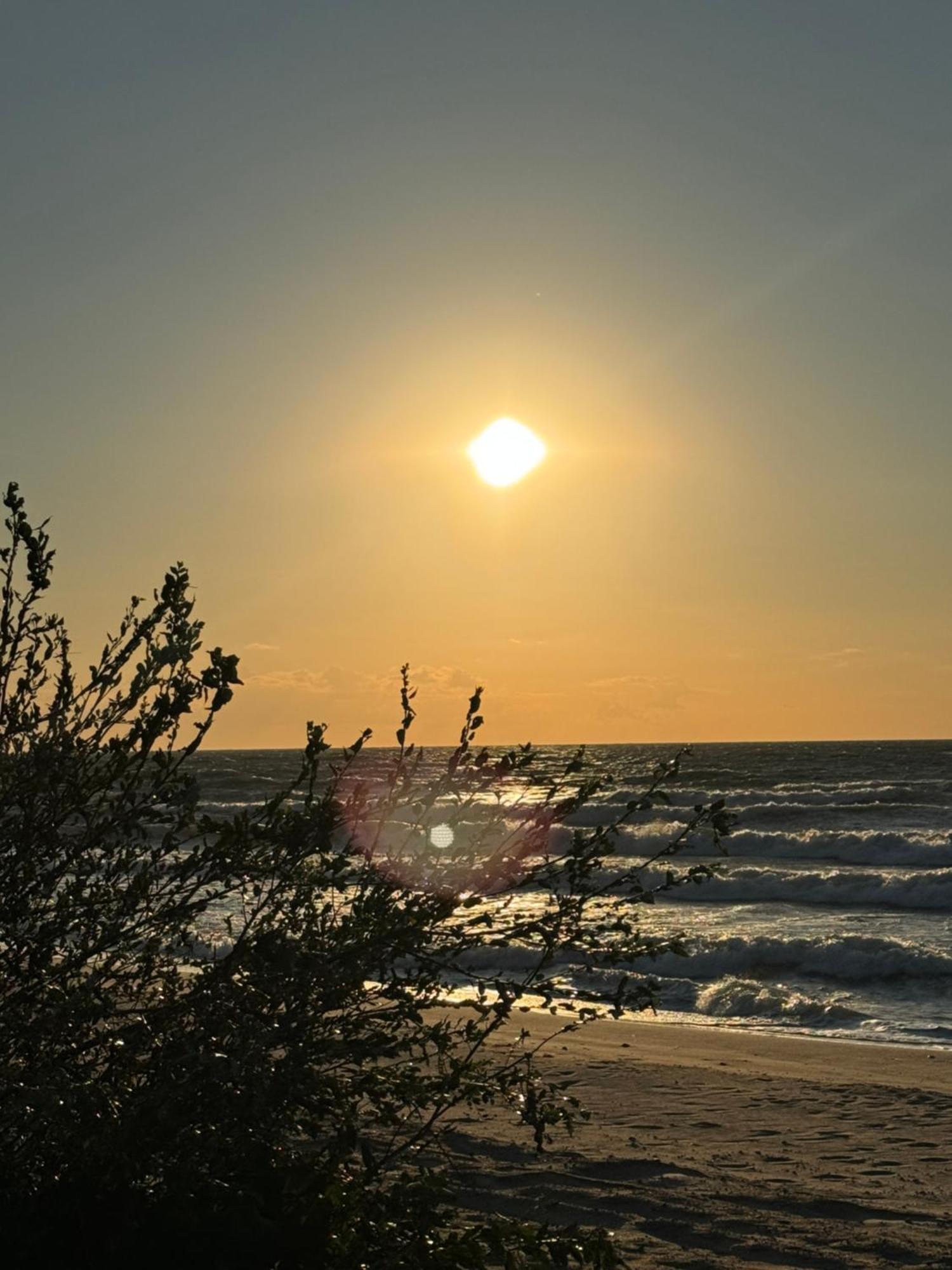 4Summer Kolobrzeg Apartamenty White Blue Sauna & Fitness & Parking 100 Metrow Do Pieknej Szerokiej Piaszczystej Plazy, Wspanialy Widok Z Duzego Tarasu! 100 Meter Zu Einem Schoenen Breiten Sandstrand, Herrliche Aussicht Von Einer Grossen Terrasse! ภายนอก รูปภาพ